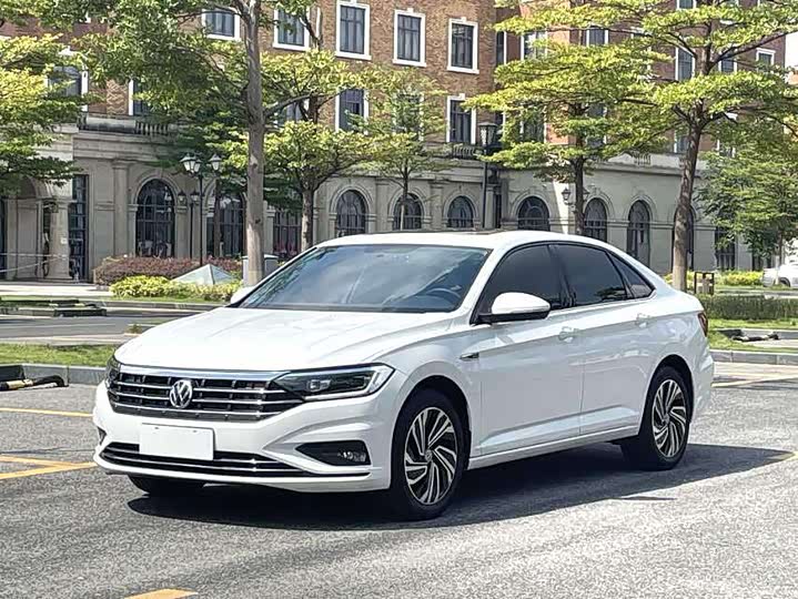 Фото 1 - Volkswagen Sagitar L