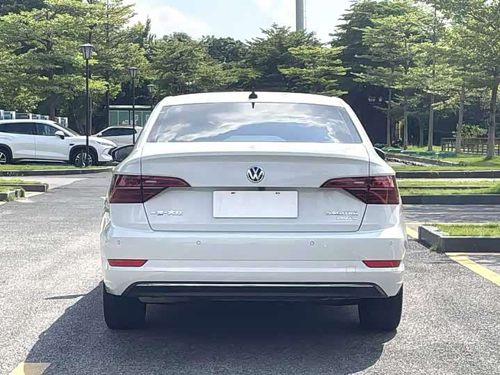 Фото 7 - Volkswagen Sagitar L