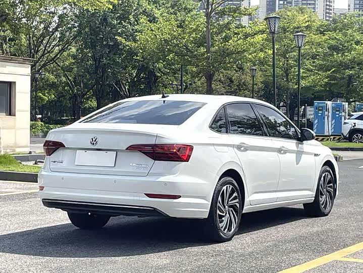 Фото 8 - Volkswagen Sagitar L