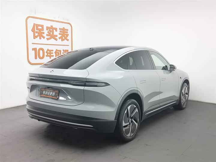 Фото 2 - Nio EC6