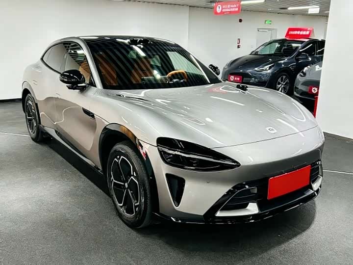 Фото 3 - Xiaomi YU7