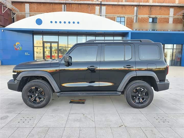 Фото 7 - Tank 300