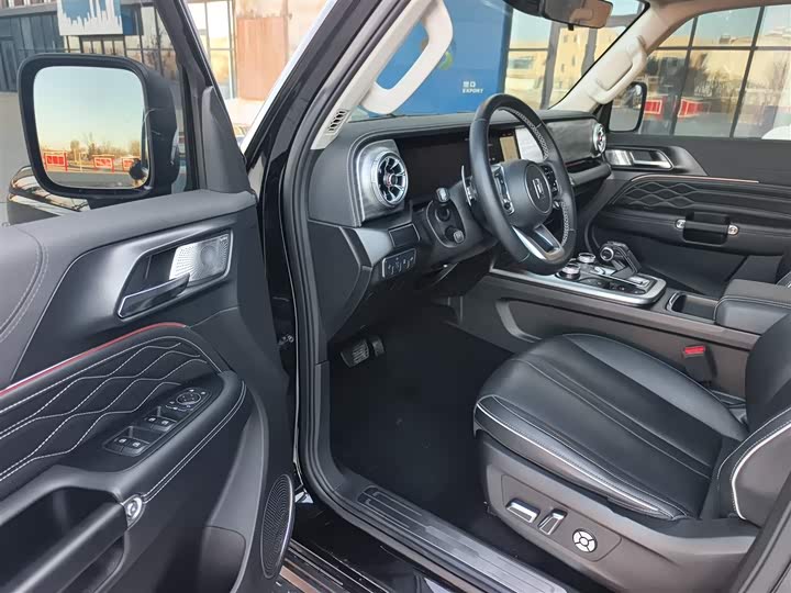 Фото 9 - Tank 300