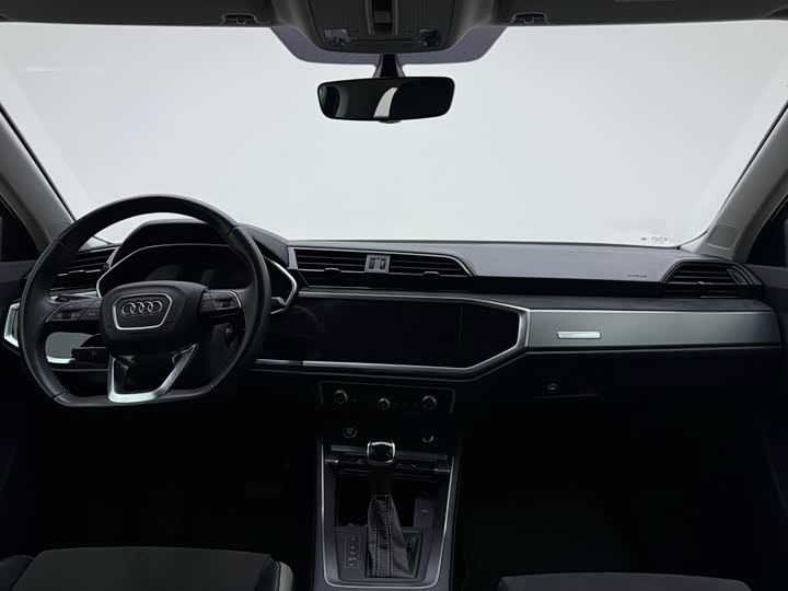 Фото 5 - Audi Q3