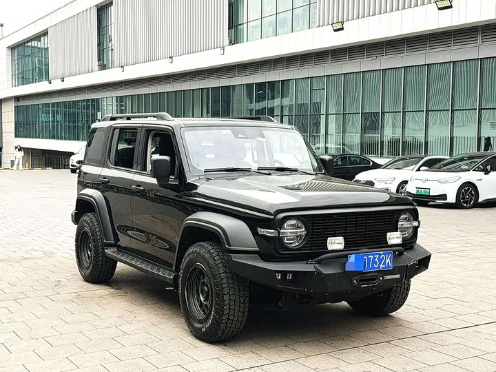 Фото 3 - Tank 300