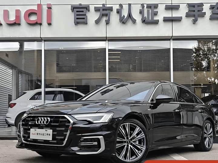 Фото 1 - Audi A6L