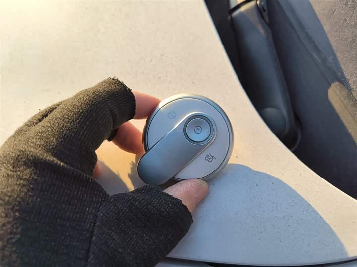 Фото 9 - Bestune Pony