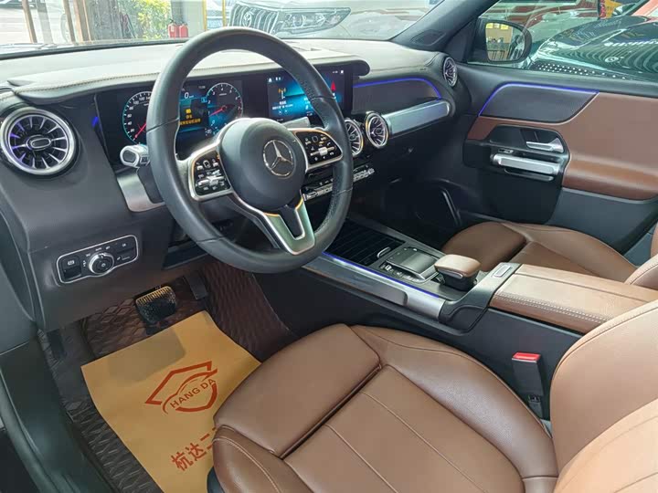 Фото 7 - Mercedes-Benz GLB-Class