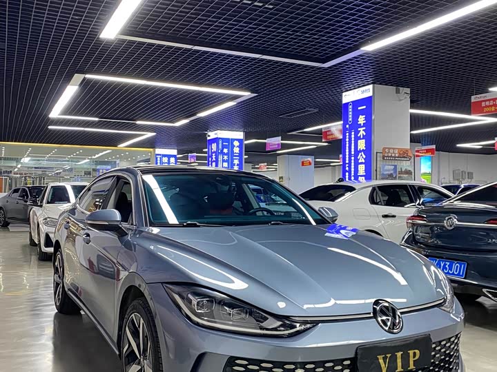 Фото 3 - Volkswagen Lamando L