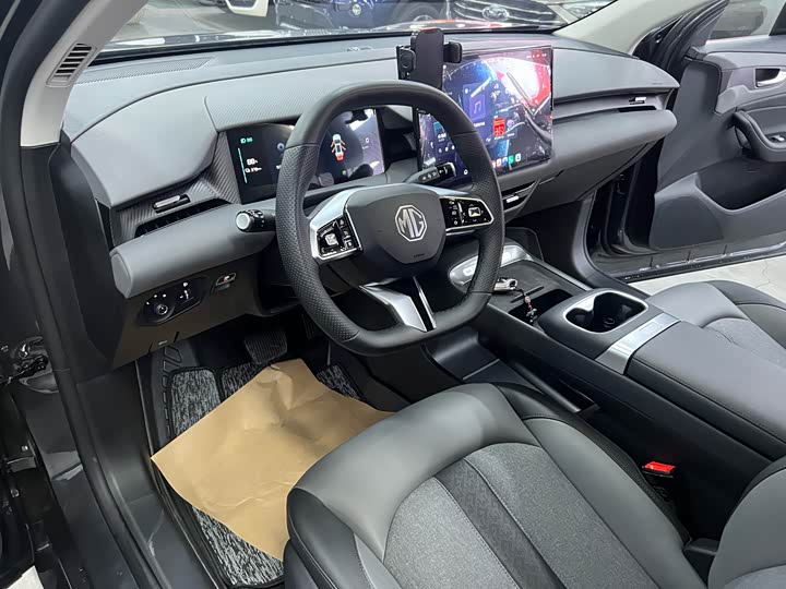 Фото 8 - MG Motor ES5