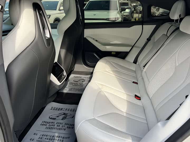 Фото 4 - XPeng P7