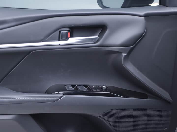 Фото 6 - Toyota Camry