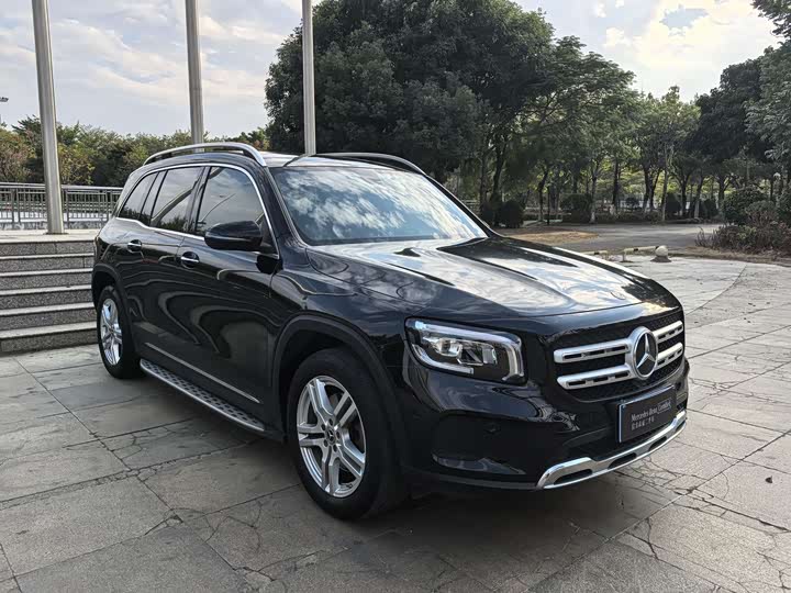 Фото 3 - Mercedes-Benz GLB-Class