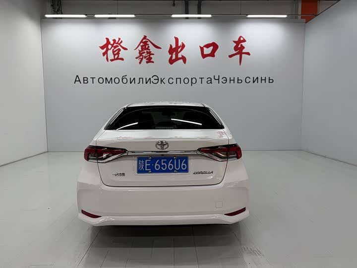 Фото 5 - Toyota Corolla