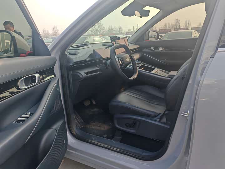 Фото 4 - Geely Galaxy E5