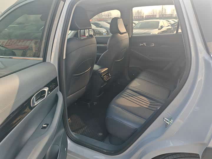 Фото 6 - Geely Galaxy E5