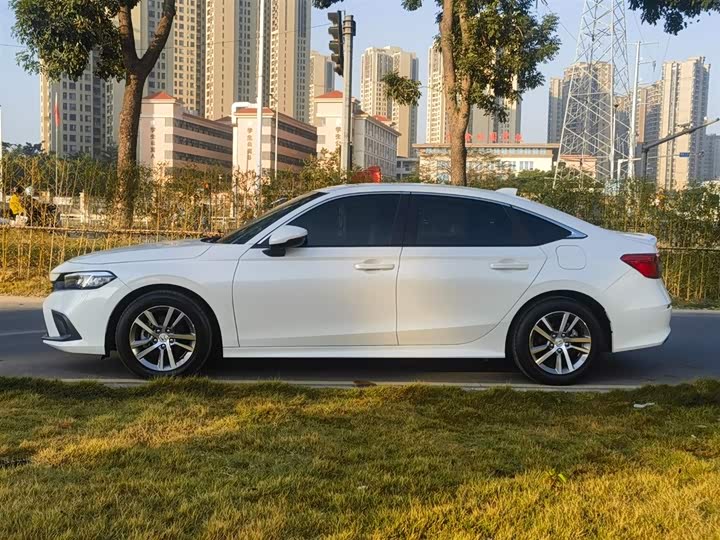 Фото 4 - Honda Civic