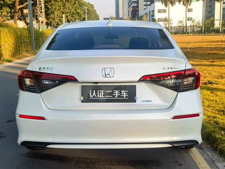 Фото 6 - Honda Civic