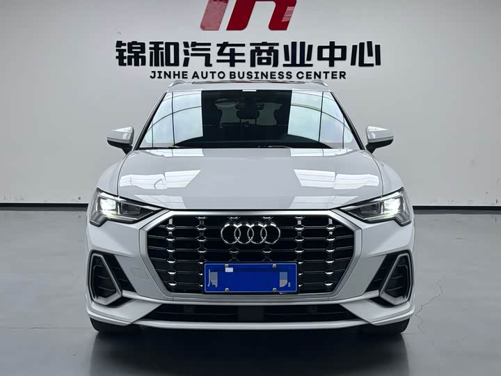 Фото 2 - Audi Q3