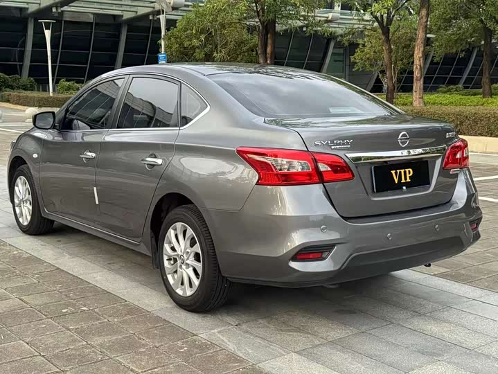 Фото 7 - Nissan Sylphy