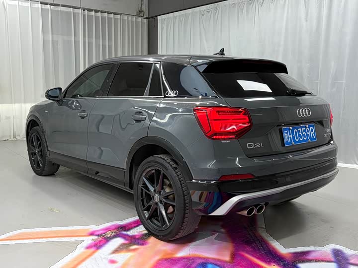 Фото 4 - Audi Q2L
