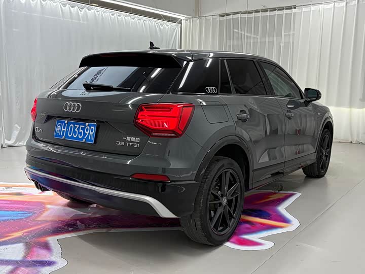 Фото 6 - Audi Q2L