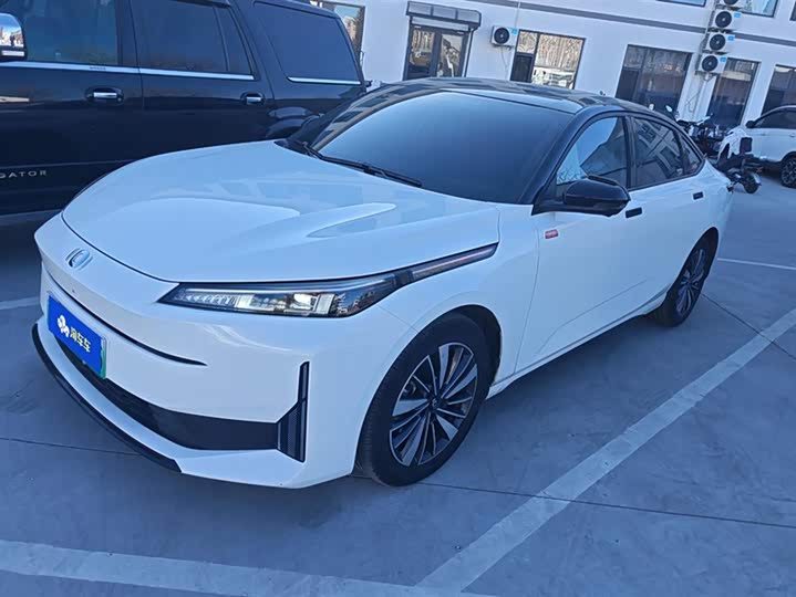 Фото 1 - Changan Qiyuan (Nevo) A05