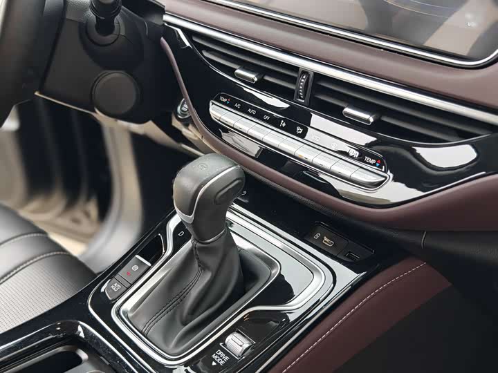 Фото 8 - GAC Trumpchi M6