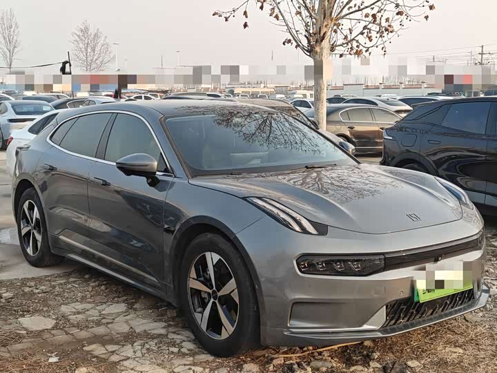 Фото 3 - Zeekr 001