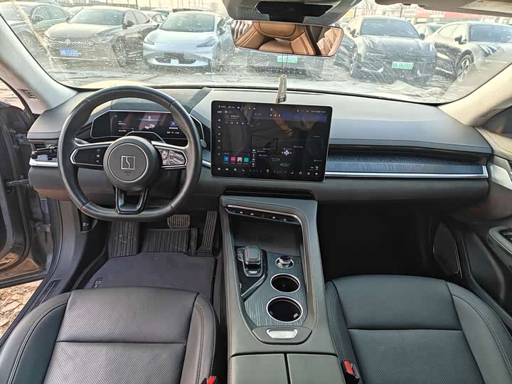 Фото 5 - Zeekr 001