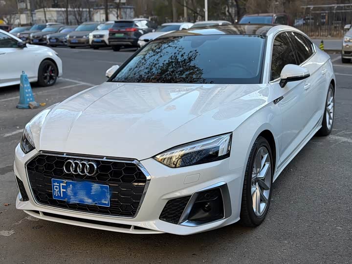 Фото 1 - Audi A5