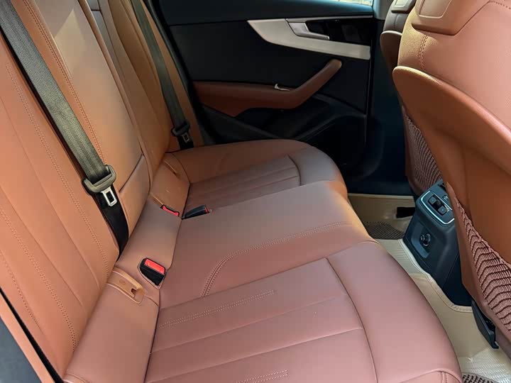 Фото 9 - Audi A5