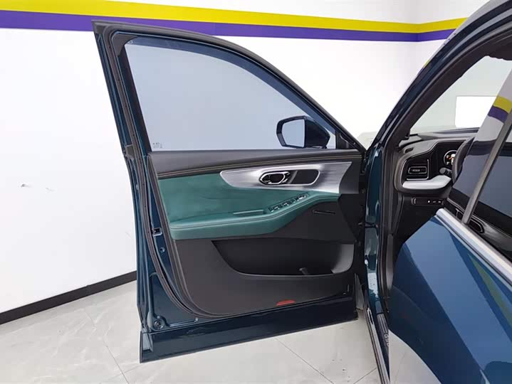 Фото 7 - GAC Trumpchi GS8