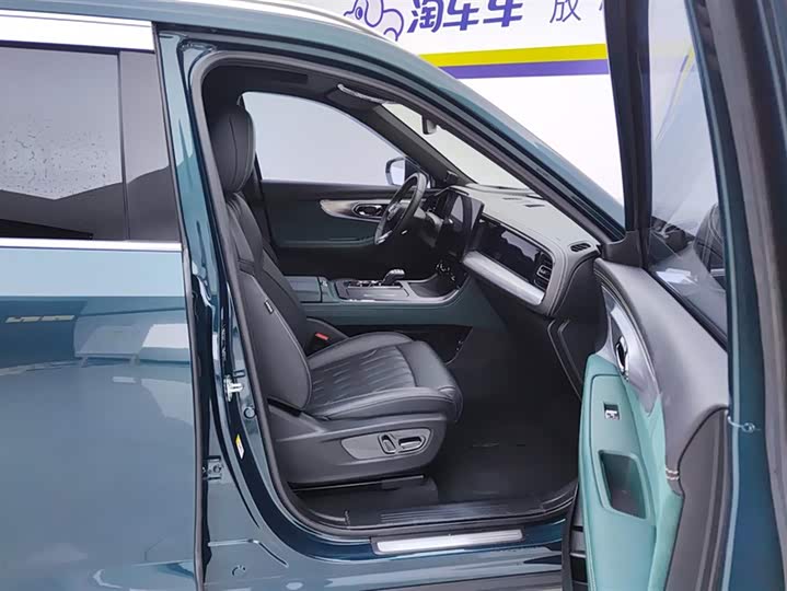 Фото 8 - GAC Trumpchi GS8