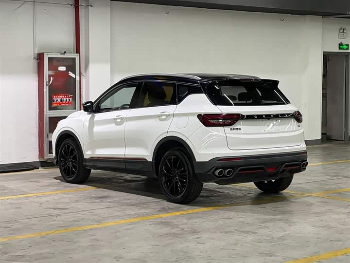 Фото 4 - Geely Coolray