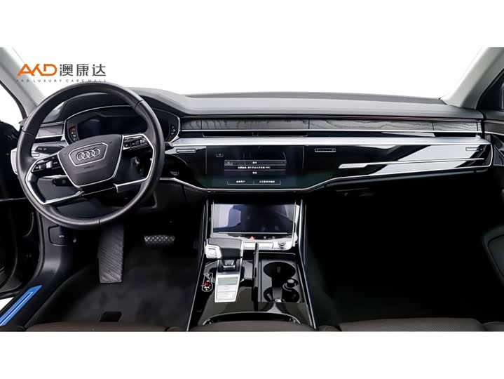 Фото 5 - Audi A8