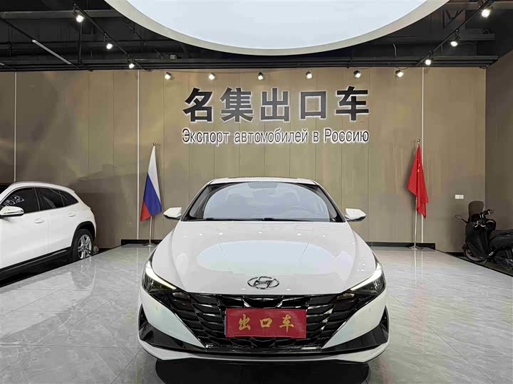 Фото 2 - Hyundai Elantra N line