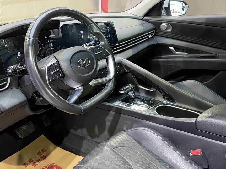 Фото 7 - Hyundai Elantra N line