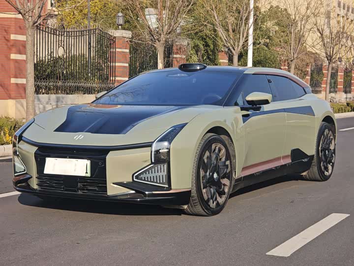 Фото 1 - HiPhi Z