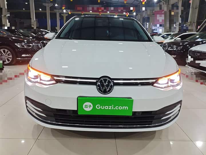 Фото 3 - Volkswagen Golf