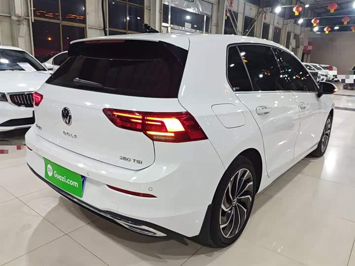 Фото 7 - Volkswagen Golf