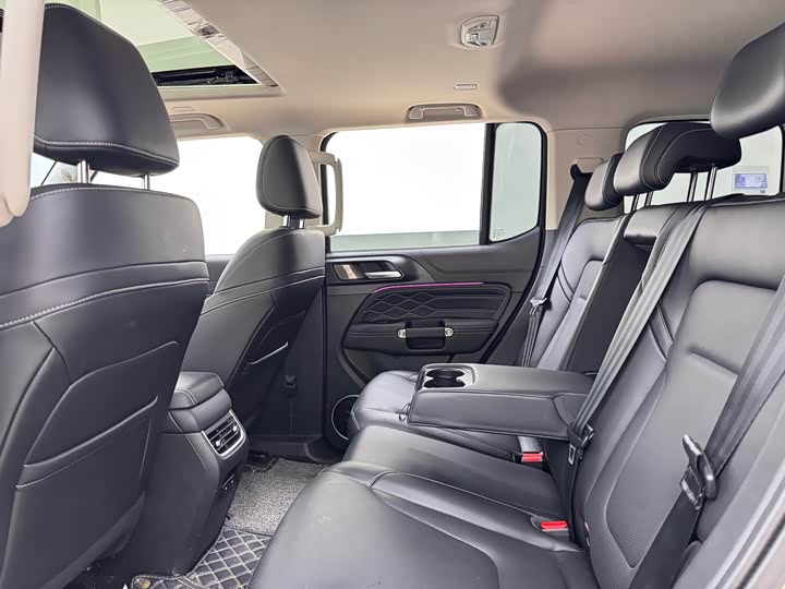 Фото 6 - Tank 300