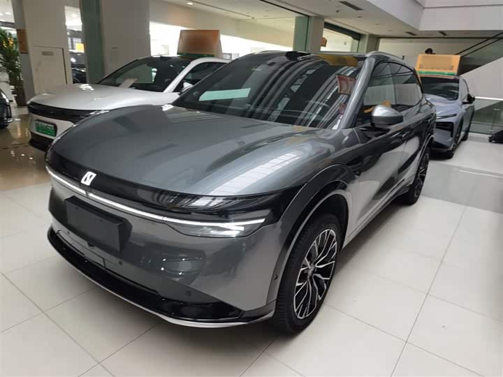 Фото 1 - Zeekr 7X