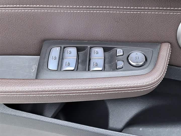 Фото 9 - BMW 1 Series