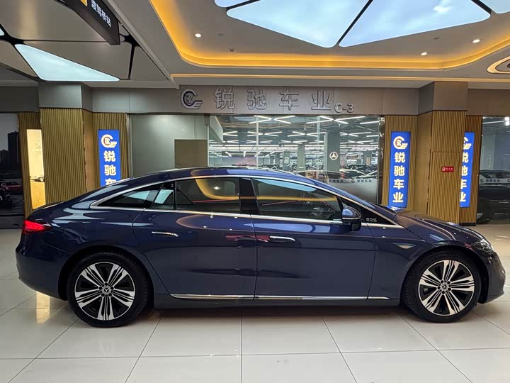 Фото 4 - Mercedes-Benz EQS