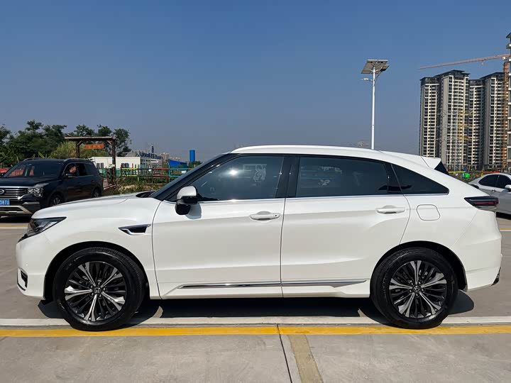 Фото 3 - Honda UR-V