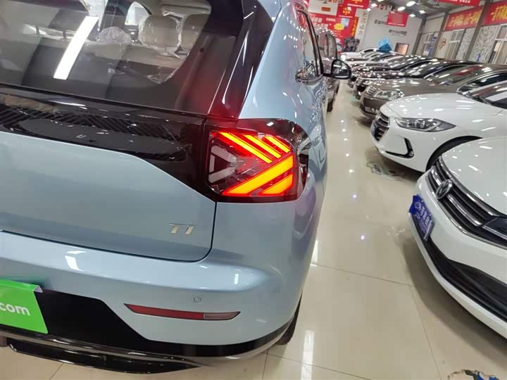 Фото 8 - BAIC Arcfox T1