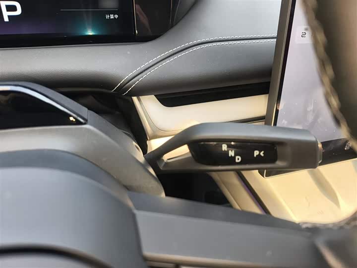 Фото 7 - Xiaomi SU7