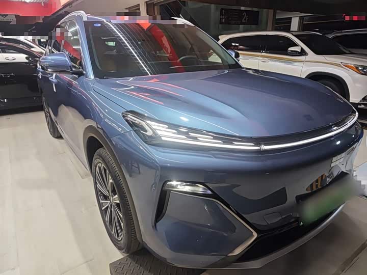 Фото 4 - Geely Galaxy Starship 7