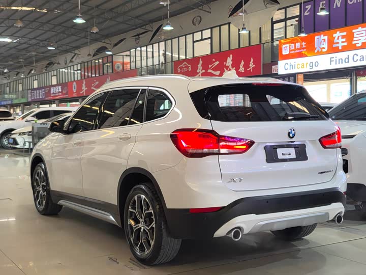 Фото 4 - BMW X1